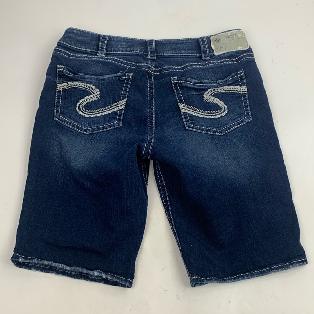 Silver Jeans Suki Mid Bermuda Shorts Dark wash denim Stretch Size 31 Distressed